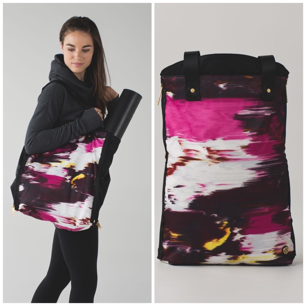 Lululemon Bring It Om Tote